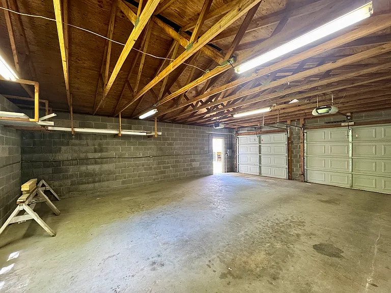 1916 Fair Dr — Photo 7