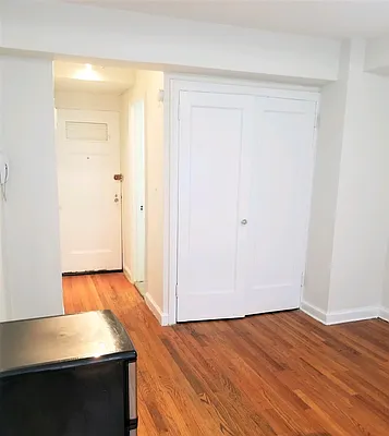 Rented by United Realty Equities | media 3