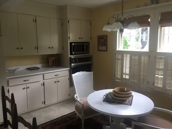 84 Court Street Pl, Augusta, ME 04330