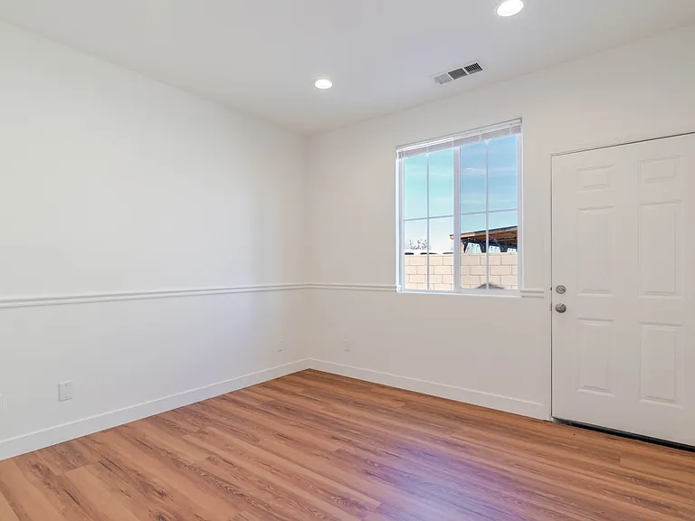 5059 Keston Dr — Photo 30