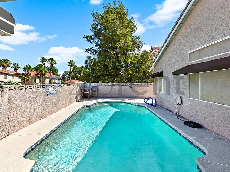 187 Kachina Dr — Photo 32