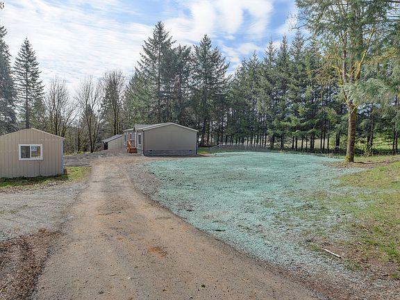 3rd image of 1315 NE 389th St