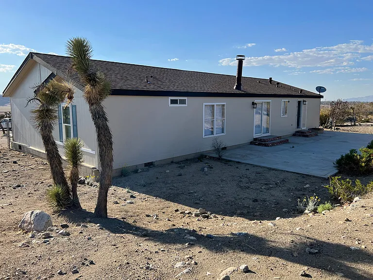 7095 Carolyn Ave — Photo 15