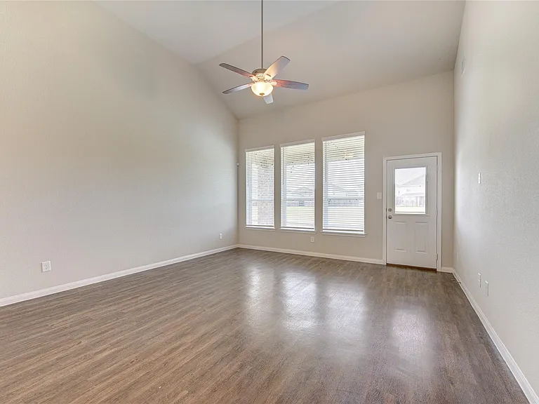 3707 W Alessano Ln — Photo 19