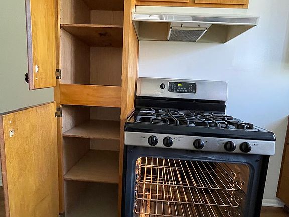 Convection Oven and Cabinets