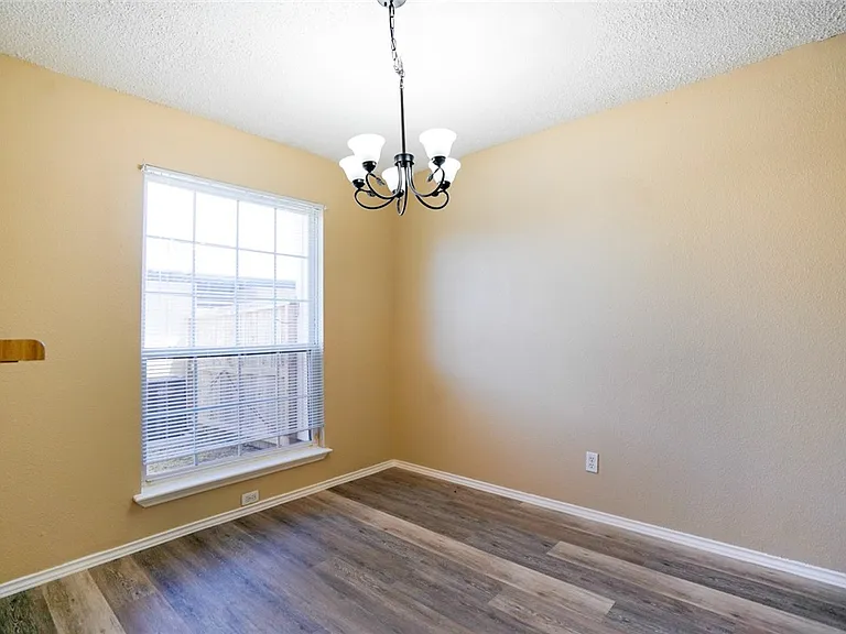 6702 Everhart Rd E #102 — Photo 5