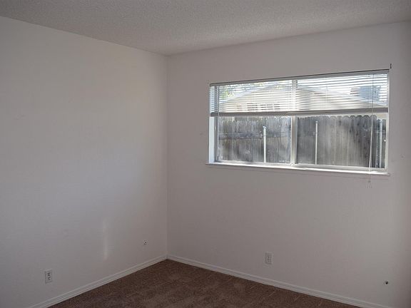 5th image of 4024 Tricia Way