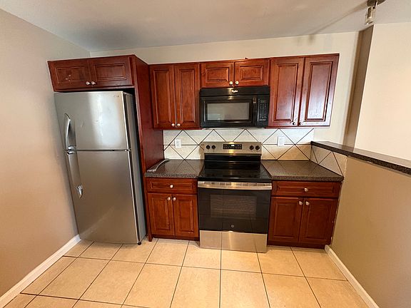 5th image of 2234 Lamotte St