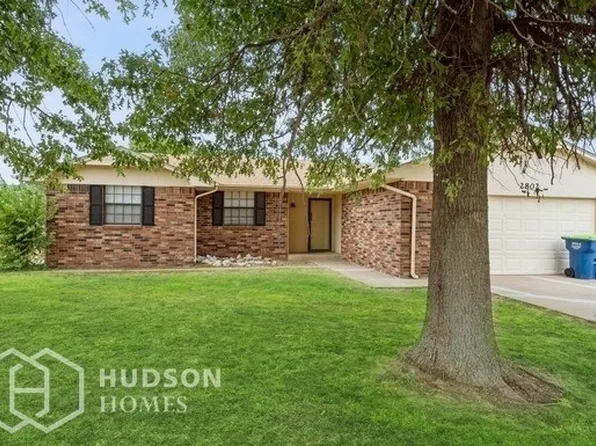 2802 Charles Dr, El Reno, OK 73036