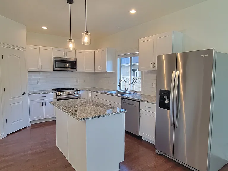 2880 W Ravenna St — Photo 69