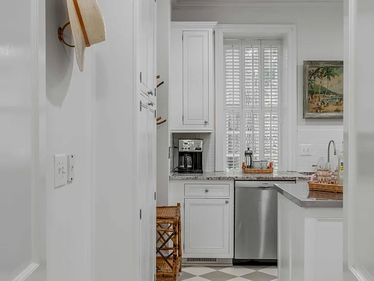 Entrance to kitchen from foyer.