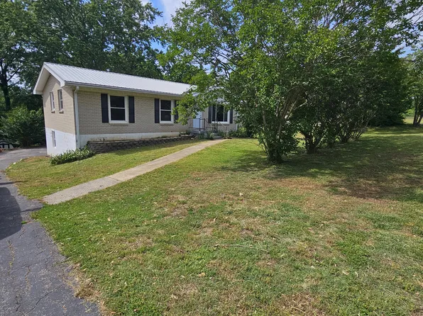 311 Roberta Dr, Hendersonville, TN 37075
