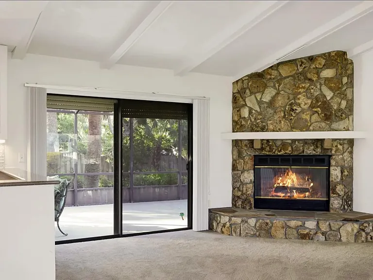 55 Bay Harbour Dr — Photo 15