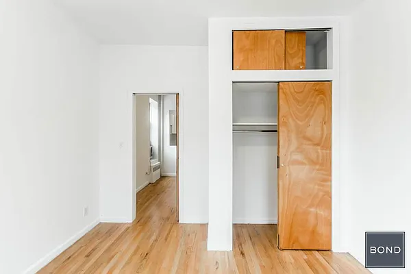 Rented by Bond New York | media 12