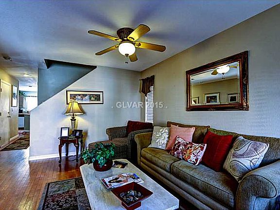 3rd image of 10431 Zane Grey Ct