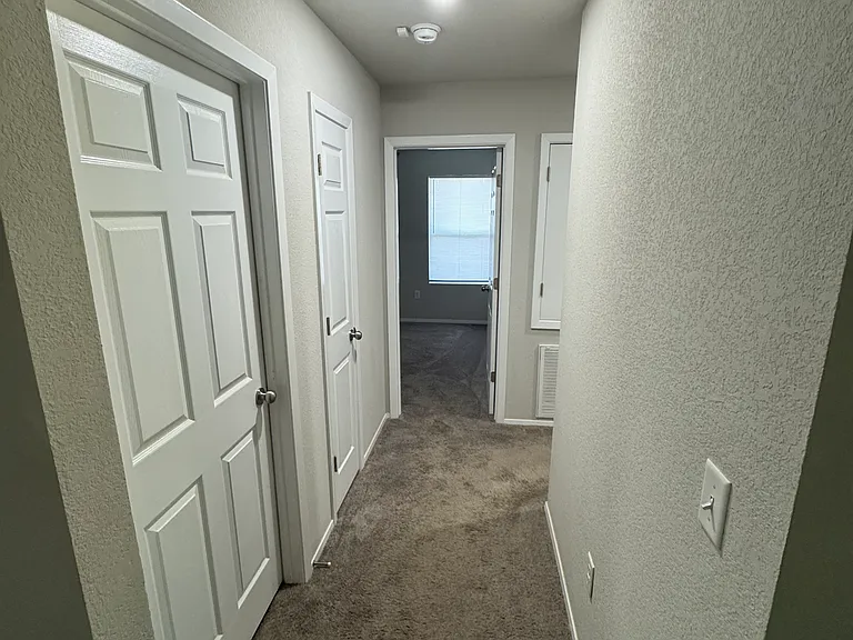733 S Jaybird Ln — Photo 8