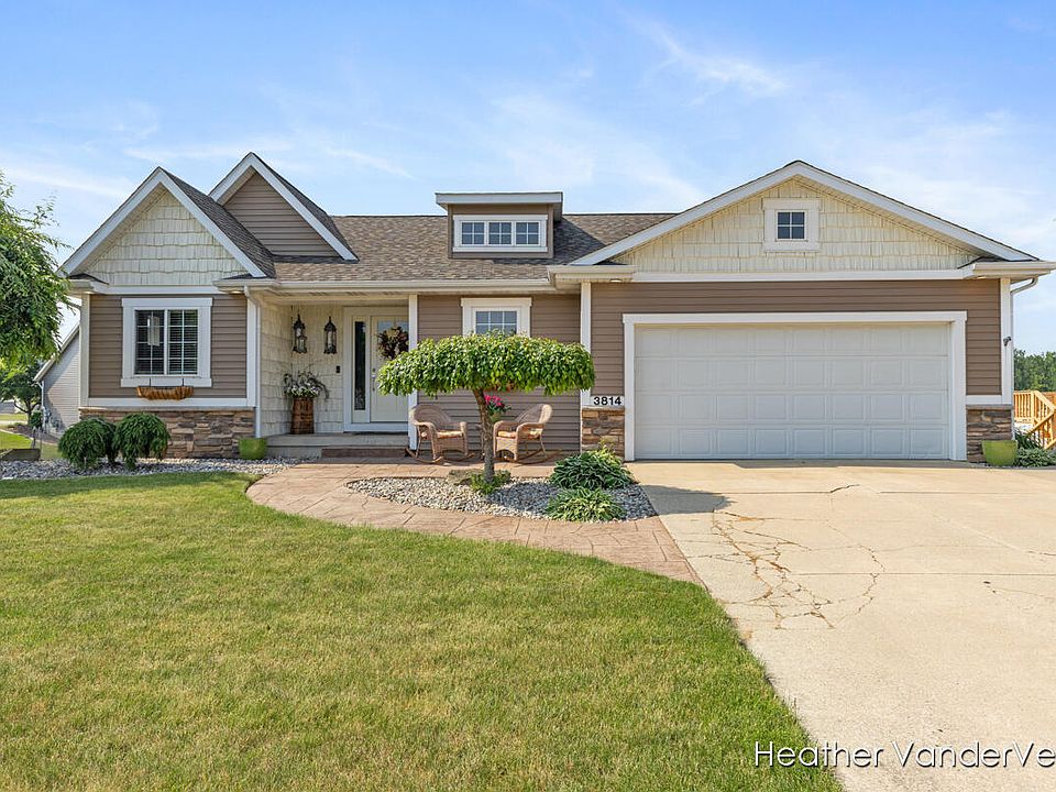 1st image of 3814 Bantam Dr