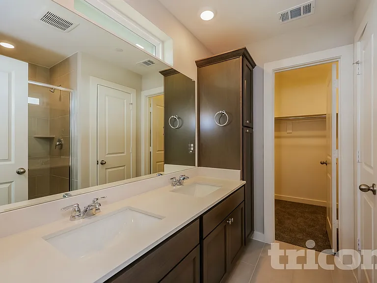 102 Rutland Ct — Photo 8