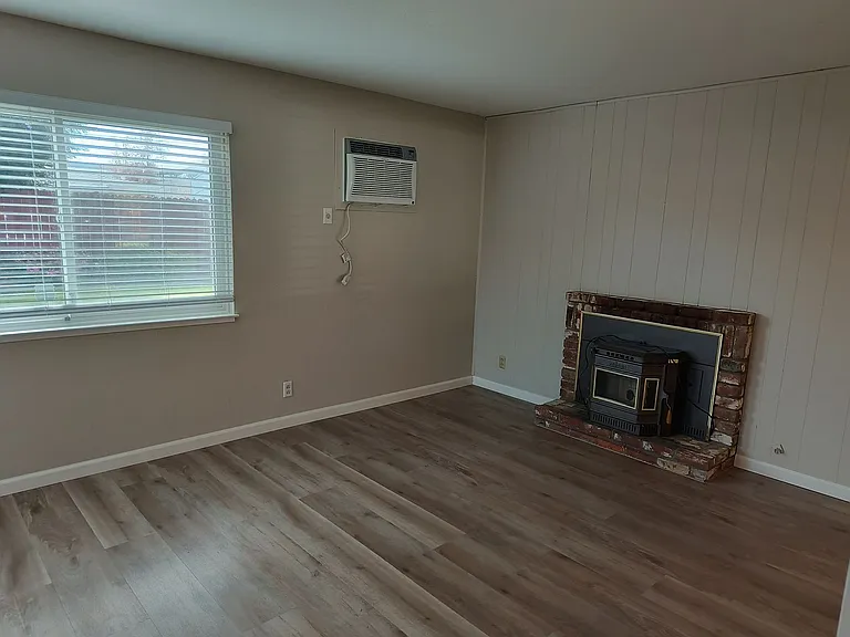 3636 Alberta Ave — Photo 15
