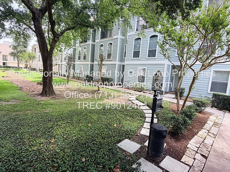 1253 W 17th St — Photo 19