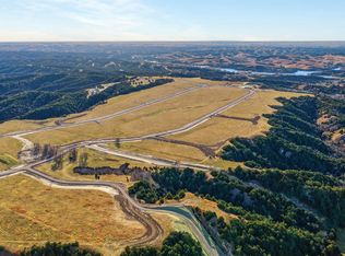 22 Cedar Blf, Brady, NE 69123