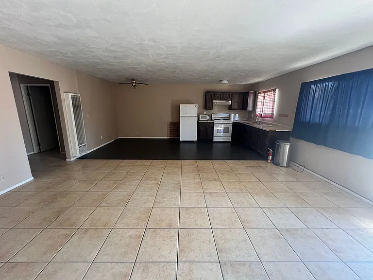 61776-61778 Desert Air Rd — Photo 4