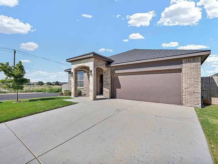 6901 Boss Ranch Rd — Photo 4