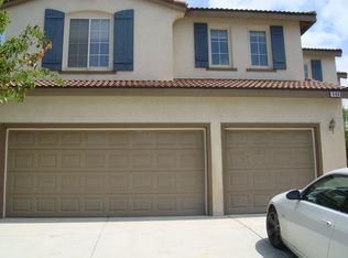940 Riverview Cir, Corona, CA 92881