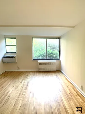 Rented by A Space Realty NY LLC | media 5