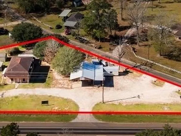 688 County Road 2097, Liberty, TX 77575