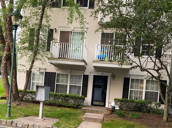 2088 Edward Ct