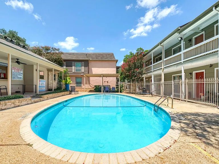 2300 Nacogdoches Rd #250L — Photo 17