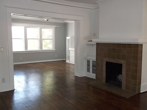 2nd image of 1824 Camden Ave