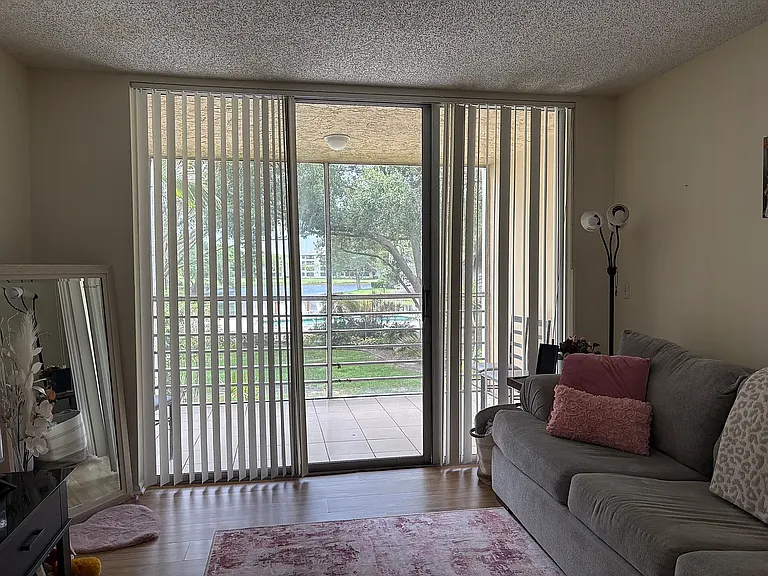 9340 Lagoon Pl #202 — Photo 6