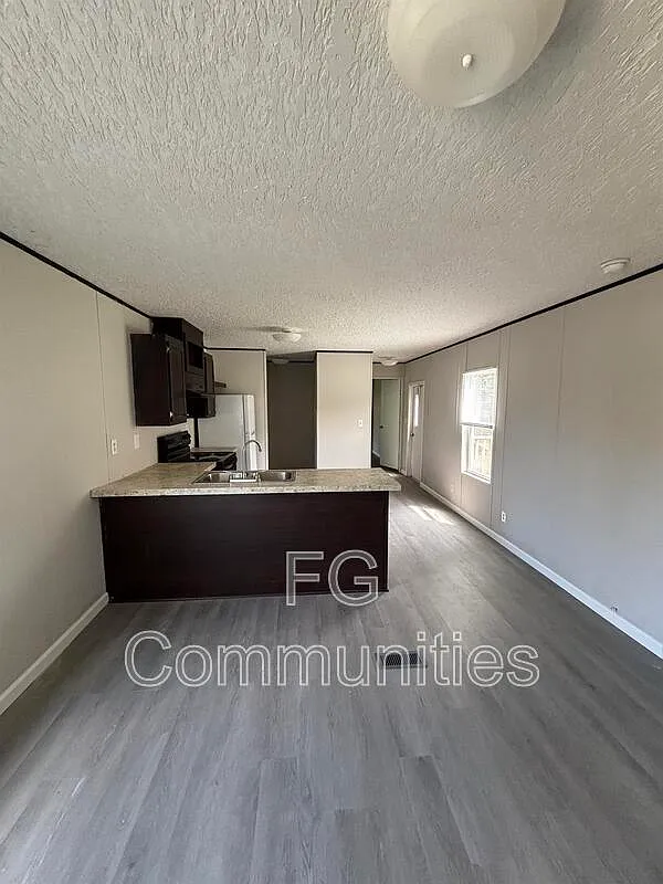 2 bed, 2.0 bath, $1,025 — Photo 3