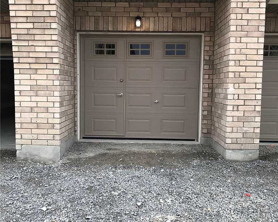 2nd image of 1802 Rex Heath Dr