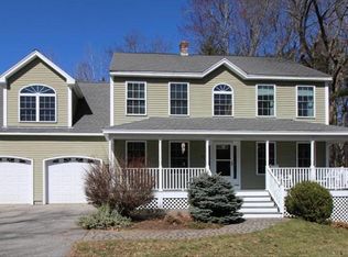 27 Hubbard St, Saco, ME 04072