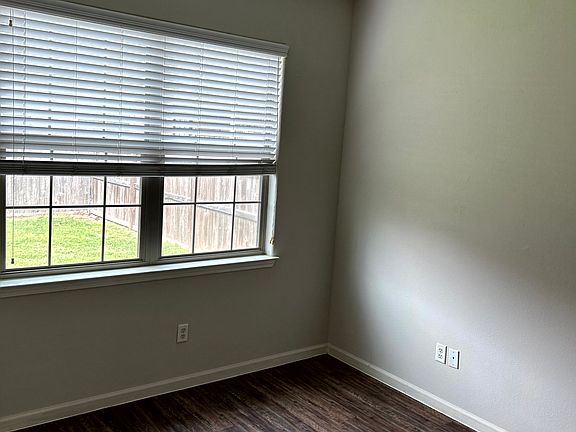 5th image of 21443 W Wallis Dr Unit B
