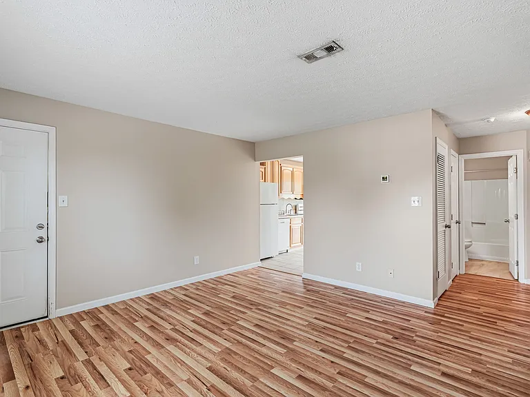 4801 Cannon Ridge Dr #C — Photo 3