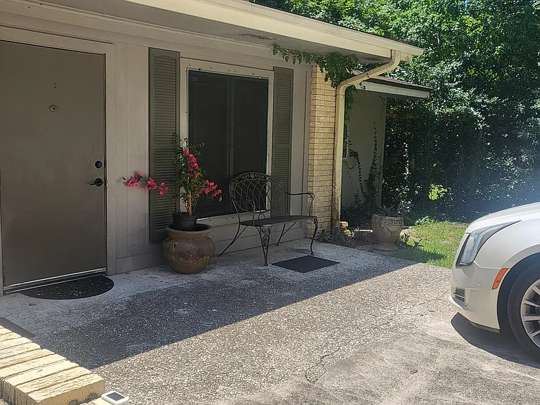 Northmoor Ct — Photo 23