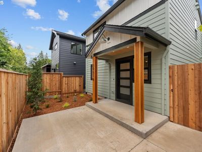 3951 SE Liebe St #B, Portland, OR, 97202