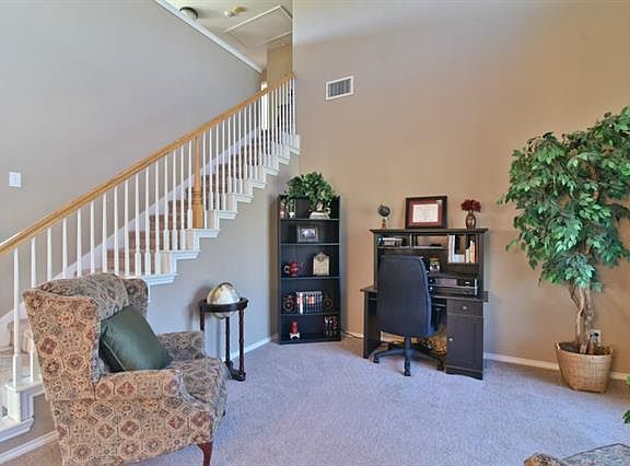 5th image of 211 Camp Creek Dr