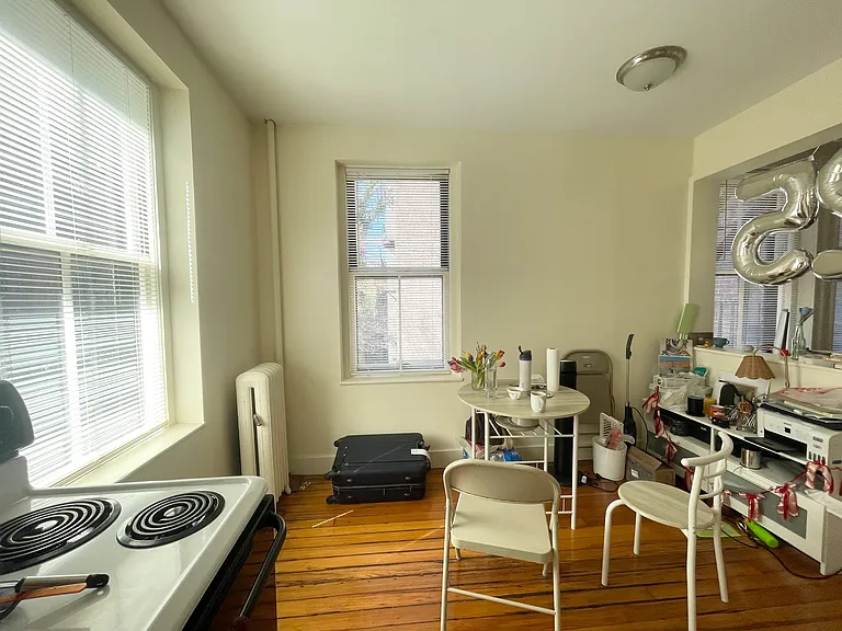 68 Myrtle St #5 — Photo 9