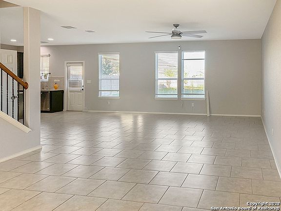 5th image of 9932 Waddie Ln