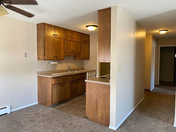 3rd image of 515 30th Ave N Unit 24