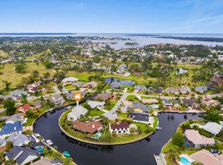 381 Wahoo Rd, Panama City Beach, FL 32408