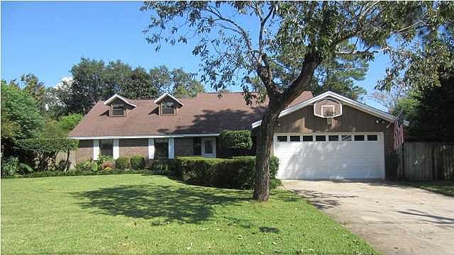 1st image of 646 Country Club Ave