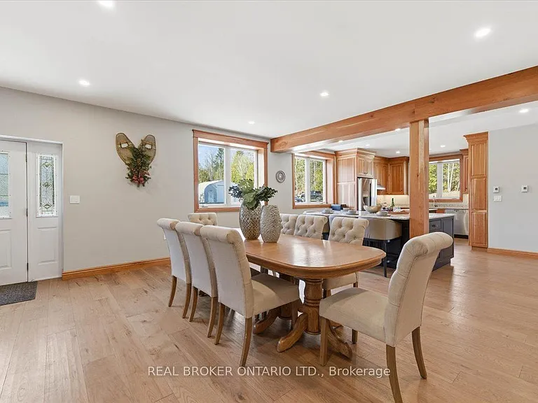 4589 Watson Rd S — Photo 14