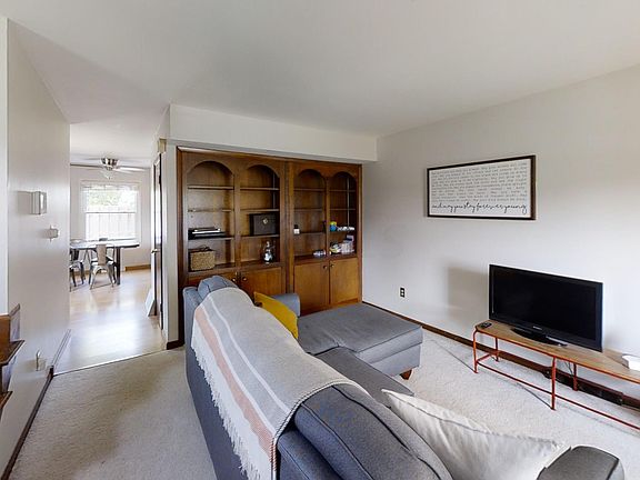 2nd image of 5043 Hibbs Dr