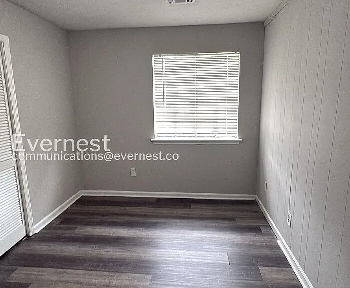 596 Crestmont Ct — Photo 15